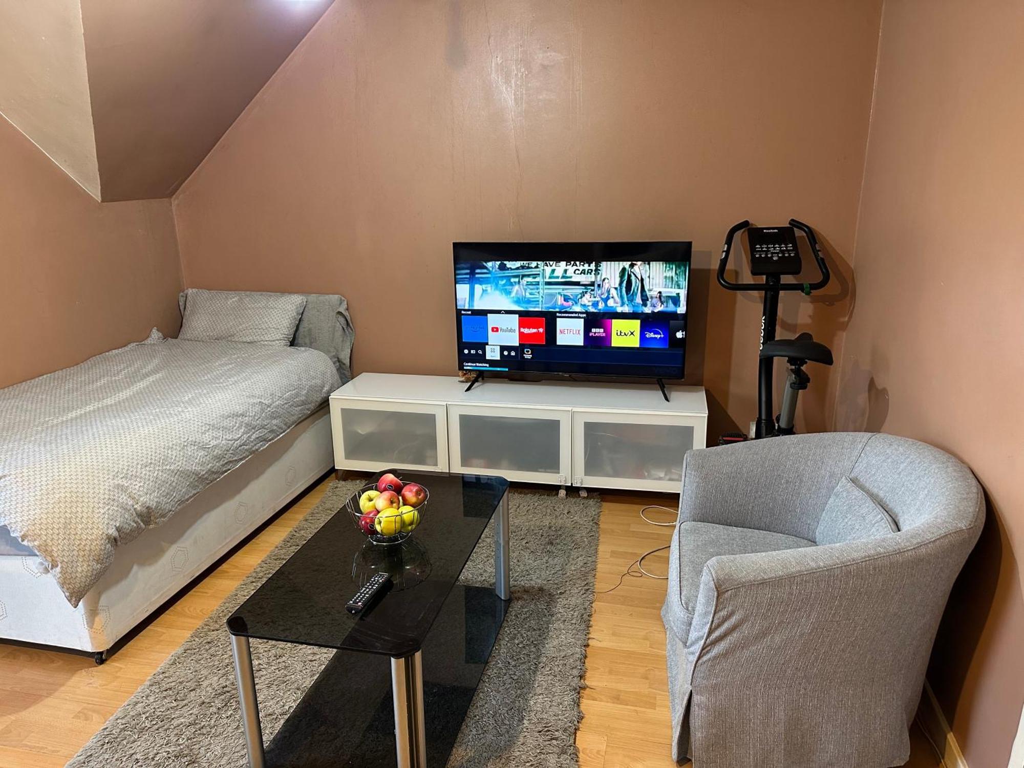 Wembley Serviced Apartment, 20Mins From Central Londen Buitenkant foto